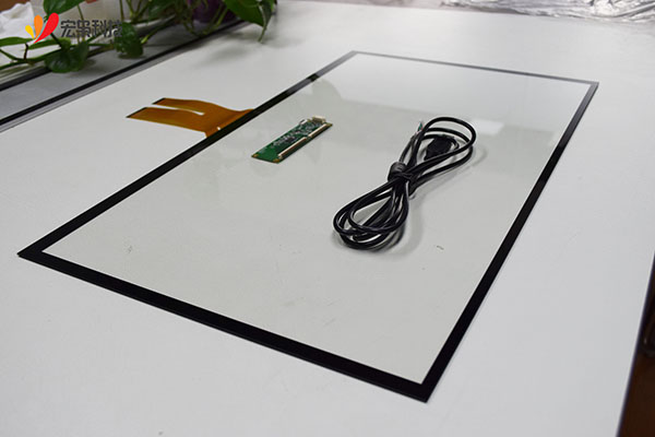 32 inch linux touchscreen