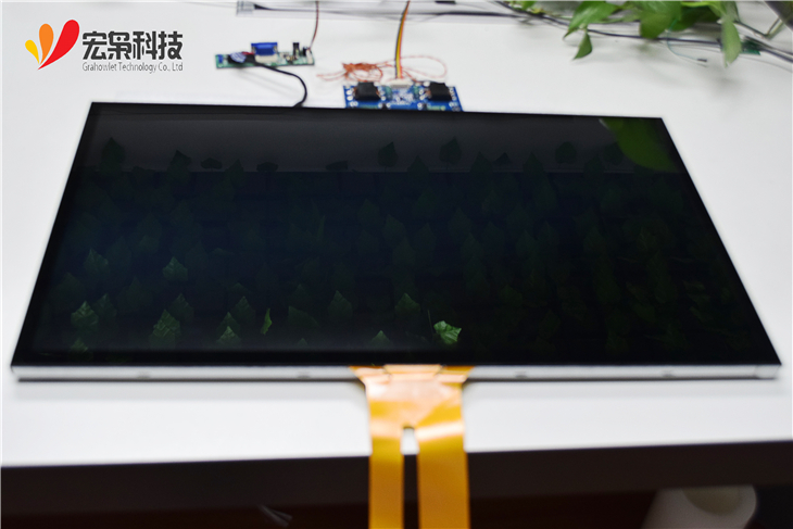 1000 cd/m² 24 inch touch screen with tft lcd display