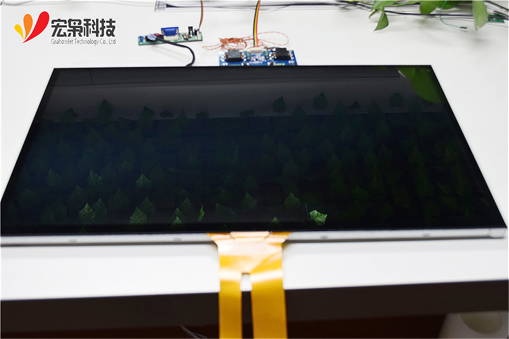 1000 cd/m² 24 inch touch screen with tft lcd display